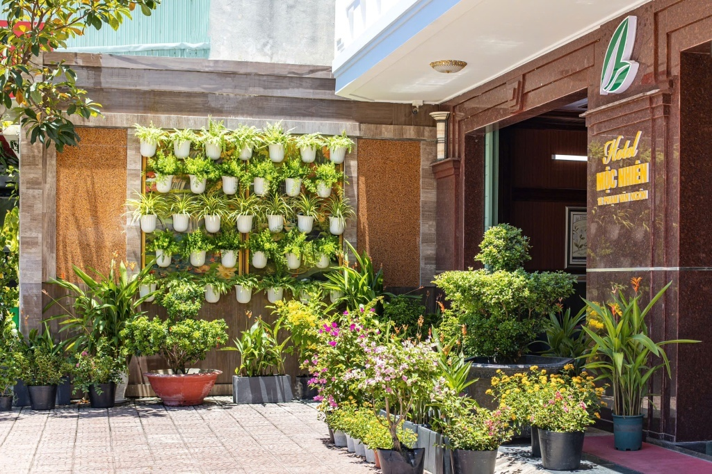 Không gian xanh tại Mộc Nhiên Hotel